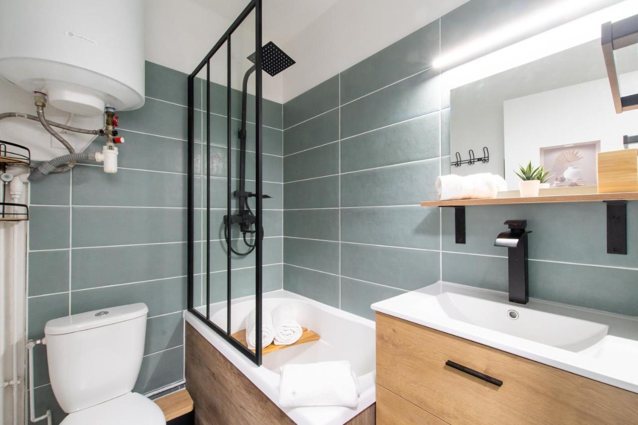 Apartament Les Flamants Roses - Studio Avec Balcon Nîmes Zewnętrze zdjęcie