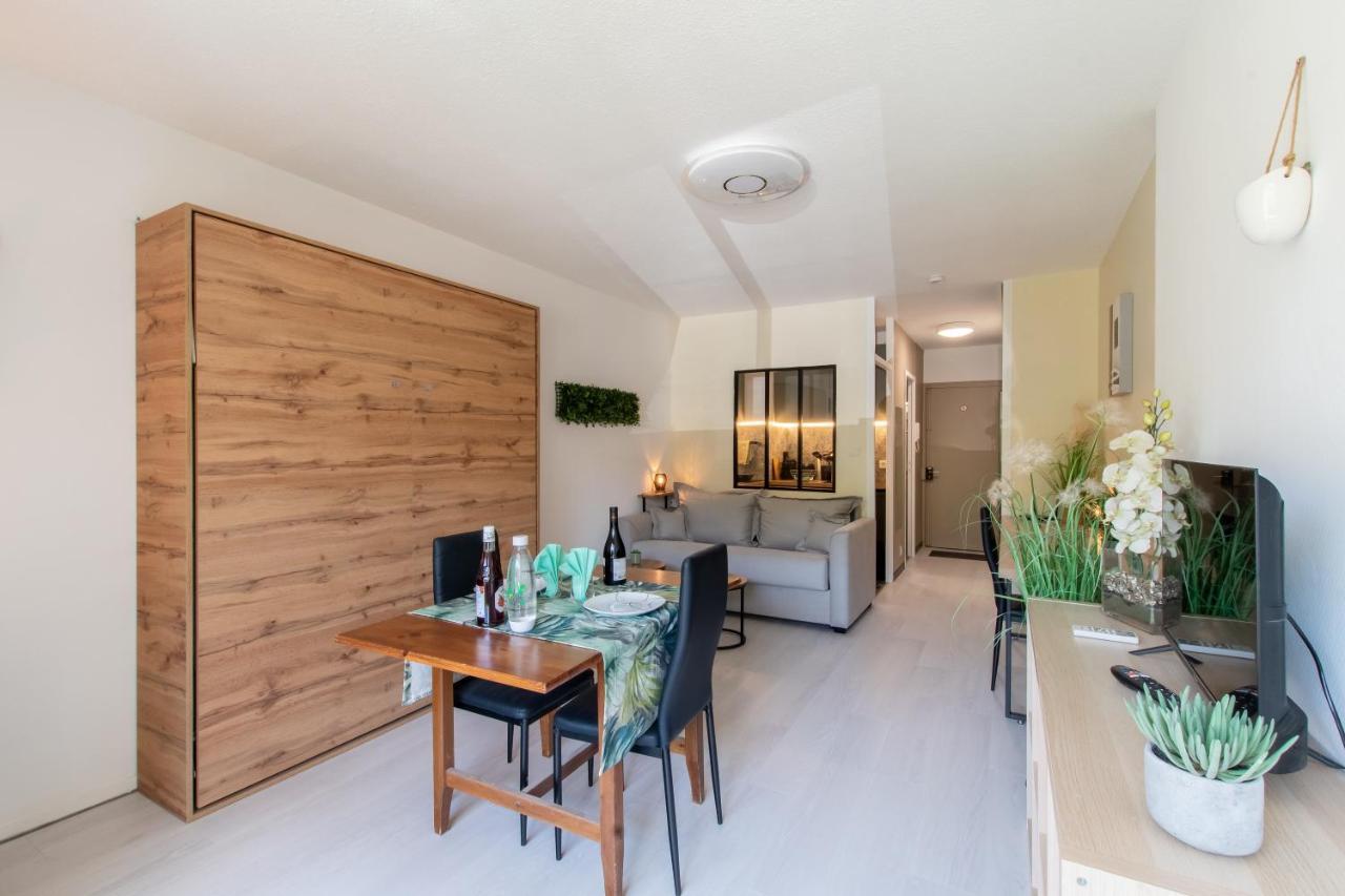 Apartament Les Flamants Roses - Studio Avec Balcon Nîmes Zewnętrze zdjęcie