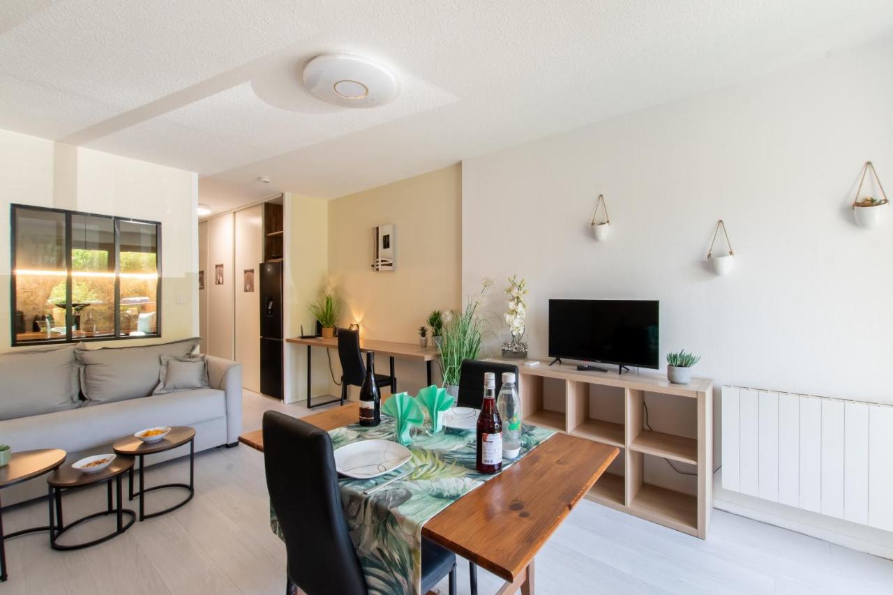 Apartament Les Flamants Roses - Studio Avec Balcon Nîmes Zewnętrze zdjęcie